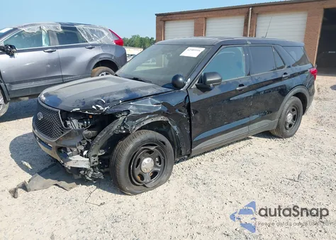 2020 Ford Police Interceptor z USA, uszkodzony, nr VIN 1FM5K8AC2LGC93575